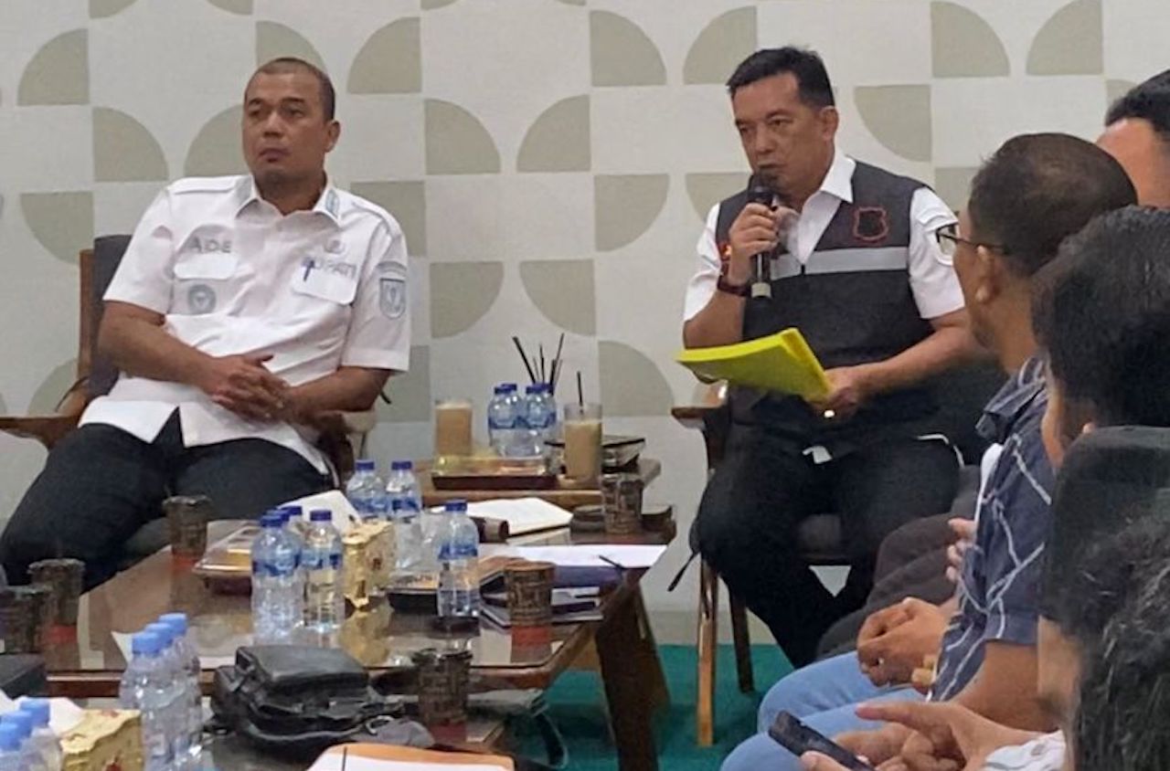 Bupati Inhu Kumpulkan Pemilik PKS, Bahas Nasib Harga Sawit Petani