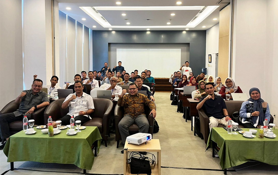 Pemprov Riau Dorong BUMDes Lebih Profesional Lewat Pelatihan di Pekanbaru Pemprov Riau Dorong BUMDes Lebih Profesional Lewat Pelatihan di Pekanbaru