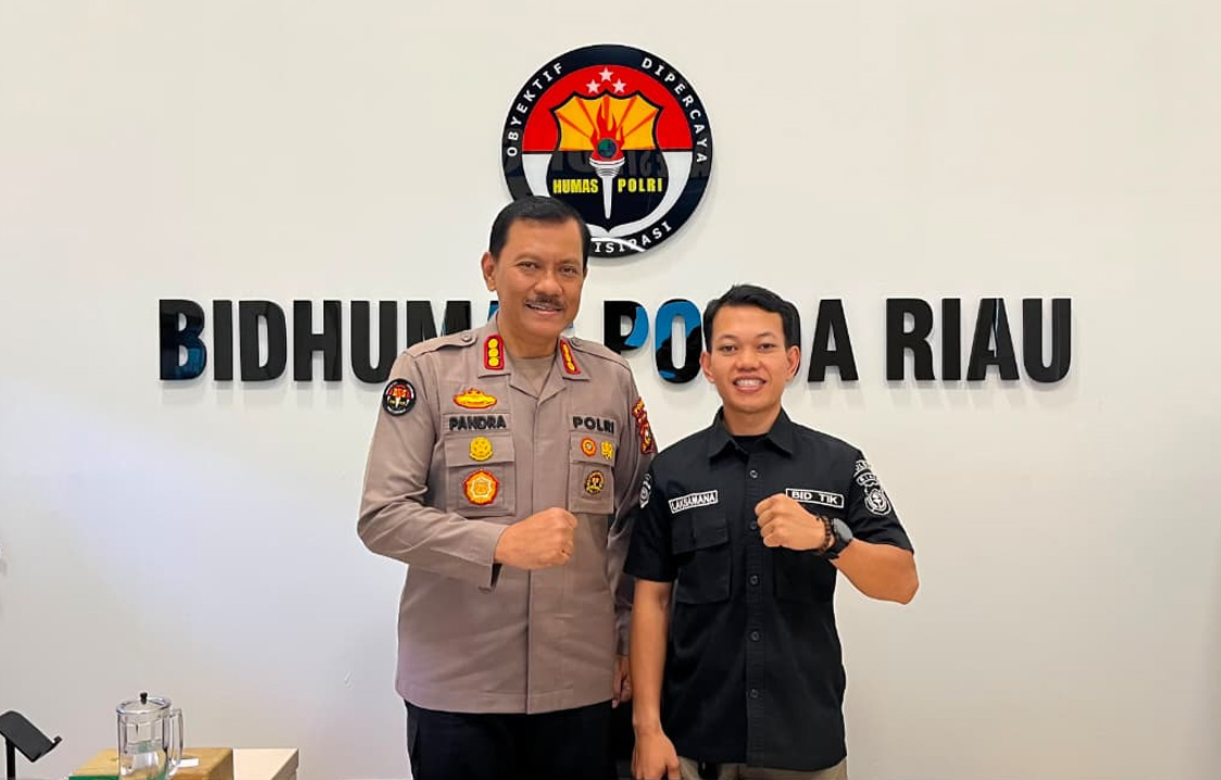 Kombes Pol Zahwani Pandra Arsyad, Sosok Mentor yang Menginspirasi Generasi Muda Polri Kombes Pol Zahwani Pandra Arsyad, Sosok Mentor yang Menginspirasi Generasi Muda Polri