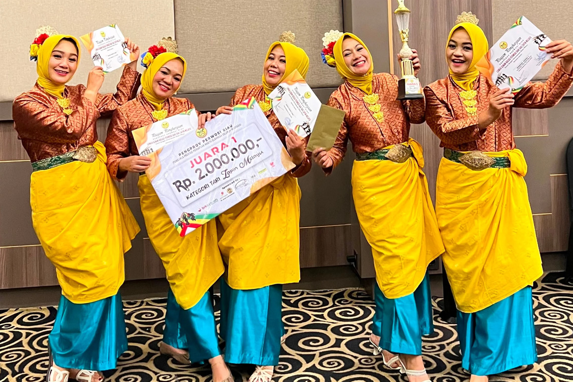 Sri Junjungan Bengkalis Juara I Lomba se-Riau, Tampilkan Pesona Zapin Meskom