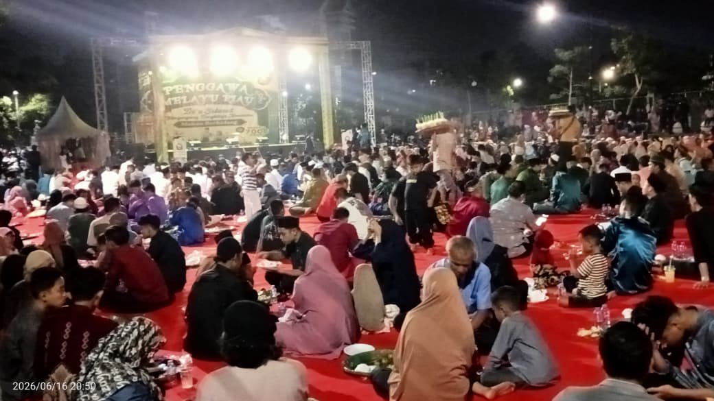 Malam dengan 7.000 Hidangan, Ribuan Warga Duduk Tanpa Sekat di An-Nur Sambut 1 Muharam