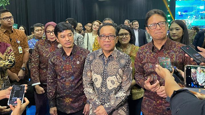 Menkes Minta DEN Perkuat Ekosistem Obat Dalam Negeri, Dorong Kemandirian Kesehatan Nasional