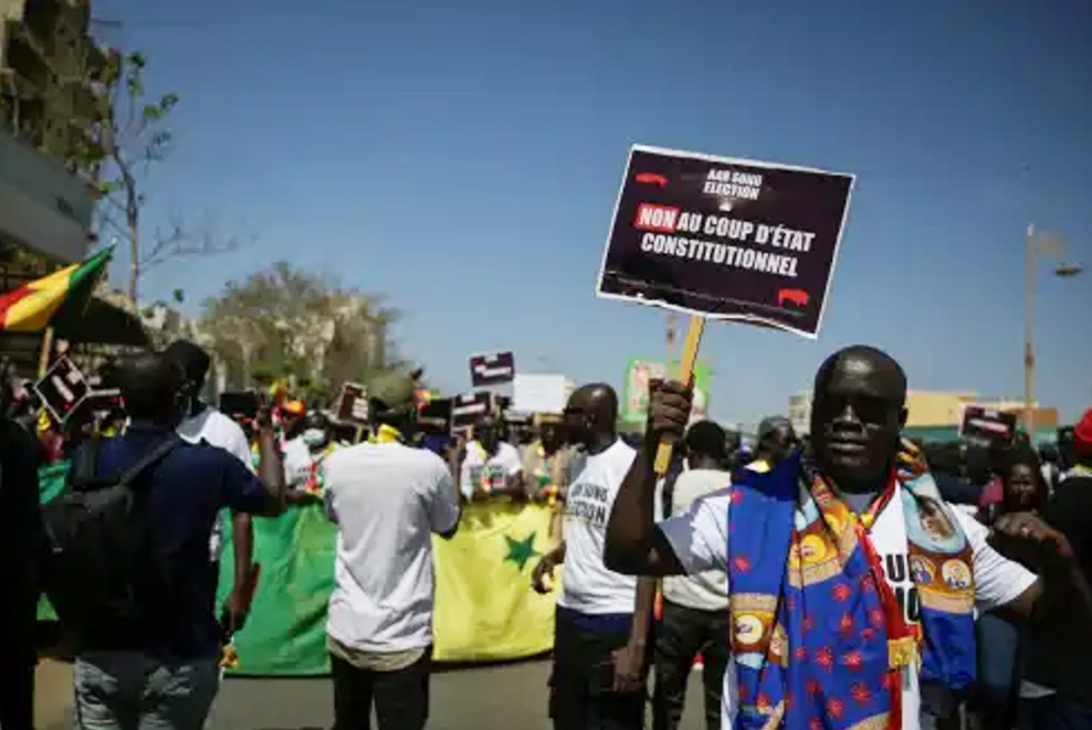 Senegal Siapkan Referendum Usai Parlemen Setujui Perubahan Konstitusi Senegal Siapkan Referendum Usai Parlemen Setujui Perubahan Konstitusi