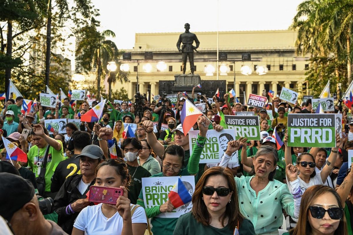 Ribuan Pendukung INC Turun ke Jalan, Ketegangan Politik Filipina Kian Memanas Ribuan Pendukung INC Turun ke Jalan, Ketegangan Politik Filipina Kian Memanas