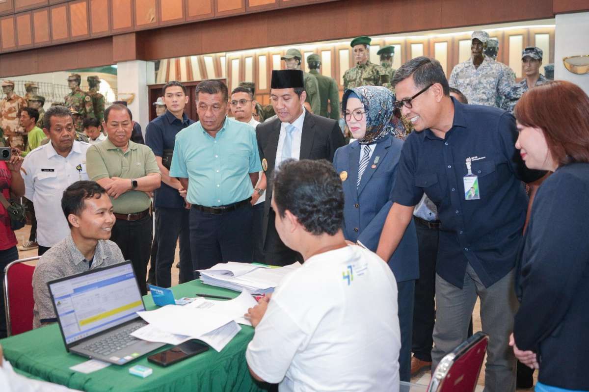 Pemerintah Kaji Ulang Pajak Pencairan JHT, Sebut Mayoritas Peserta Tak Terdampak Pemerintah Kaji Ulang Pajak Pencairan JHT, Sebut Mayoritas Peserta Tak Terdampak