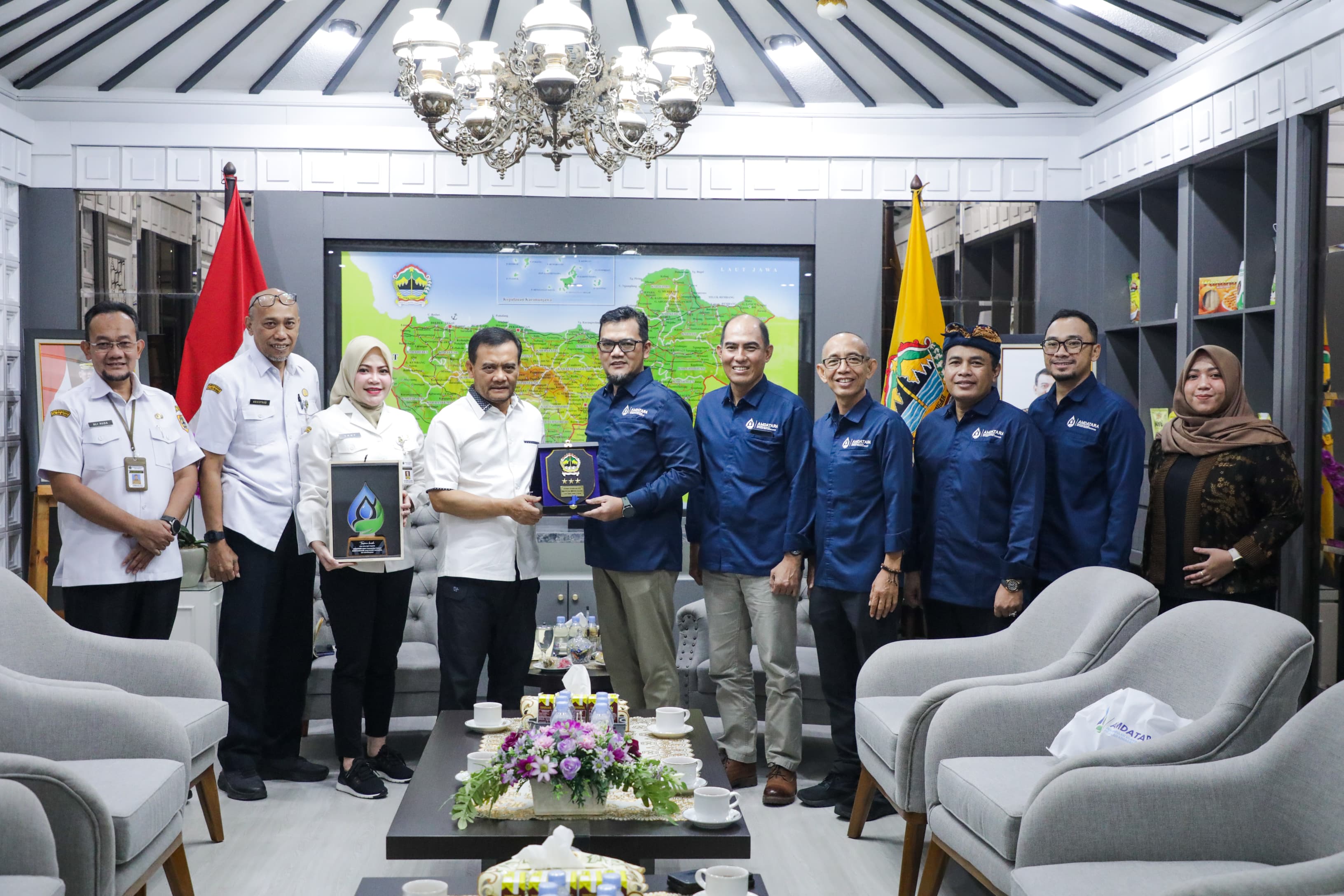 Gubernur Minta Industri Air Minum Dalam Kemasan Perhatikan Keberlanjutan Lingkungan Gubernur Minta Industri Air Minum Dalam Kemasan Perhatikan Keberlanjutan Lingkungan