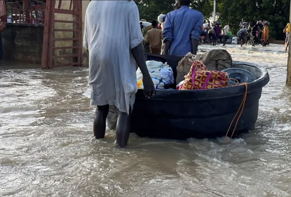 Banjir di Pantai Gading Tewaskan 59 Orang Sejak Pertengahan Mei Banjir di Pantai Gading Tewaskan 59 Orang Sejak Pertengahan Mei