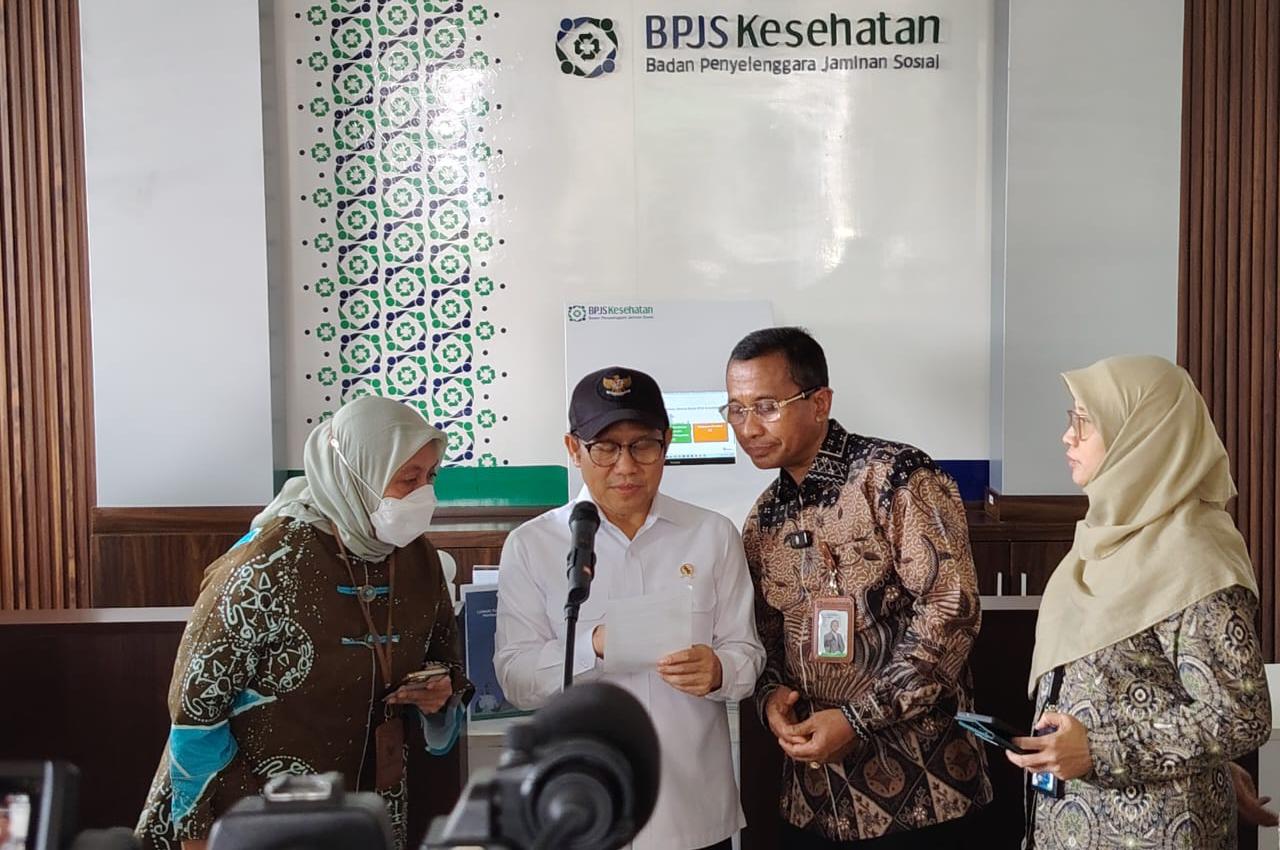 Menko PM Tekankan Layanan BPJS Kesehatan Harus Setara Menko PM Tekankan Layanan BPJS Kesehatan Harus Setara