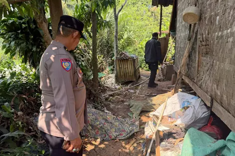 Tiga Warga Bandung Barat Meninggal Dunia Akibat Ledakan Mortir Tiga Warga Bandung Barat Meninggal Dunia Akibat Ledakan Mortir