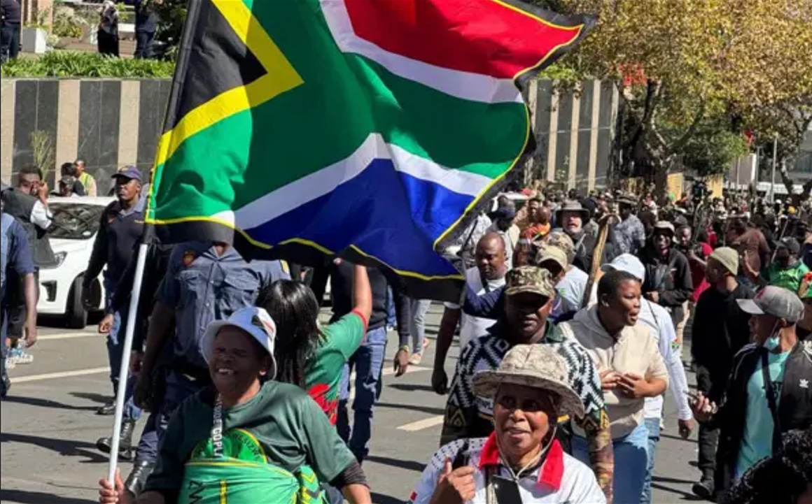 Warga Nigeria di Afrika Selatan Khawatir Usai Dugaan Serangan Antimigran Warga Nigeria di Afrika Selatan Khawatir Usai Dugaan Serangan Antimigran
