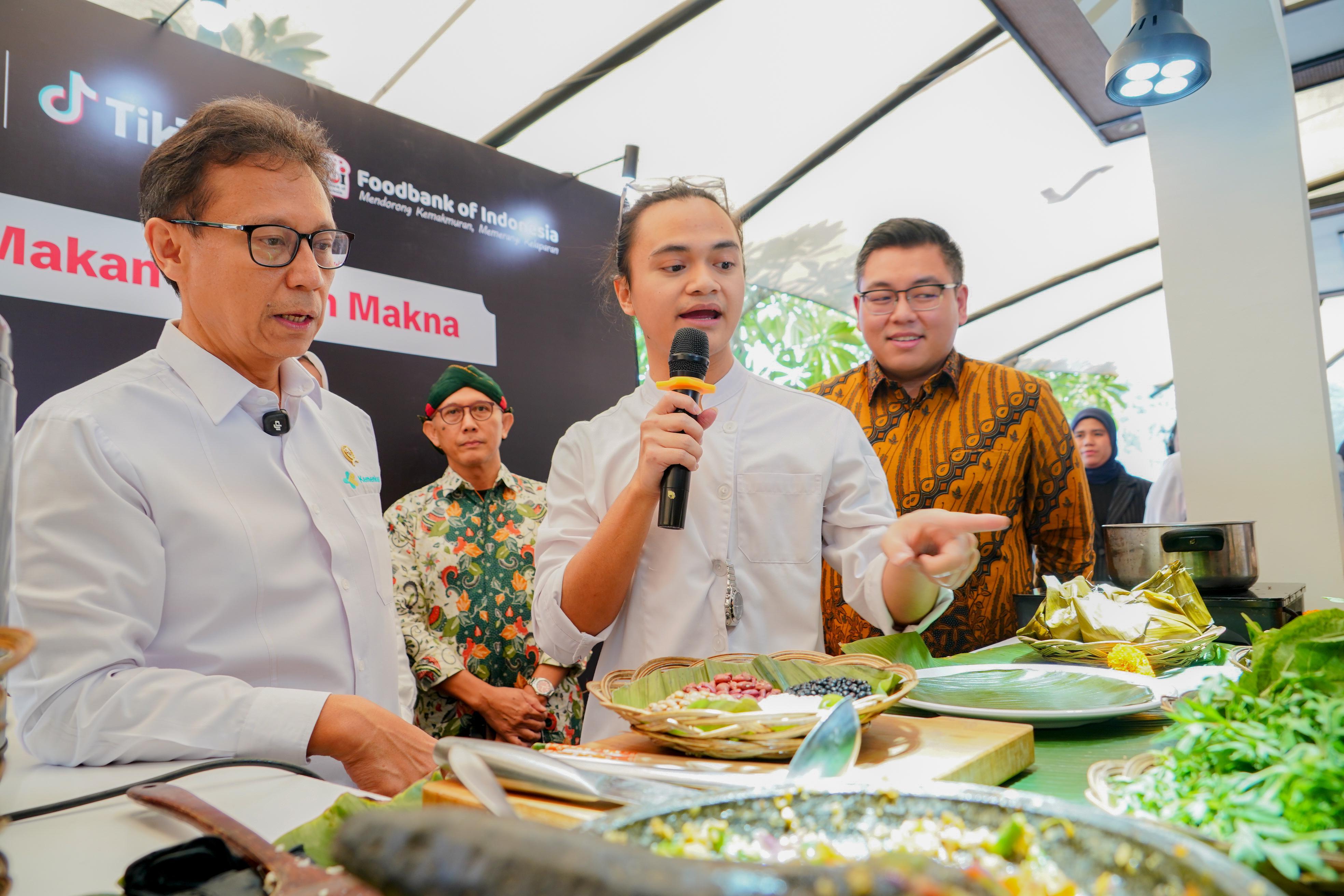 Menkes Ajak Generasi Z Terapkan Gaya Hidup Sehat untuk Cegah Penyakit Kronis Menkes Ajak Generasi Z Terapkan Gaya Hidup Sehat untuk Cegah Penyakit Kronis