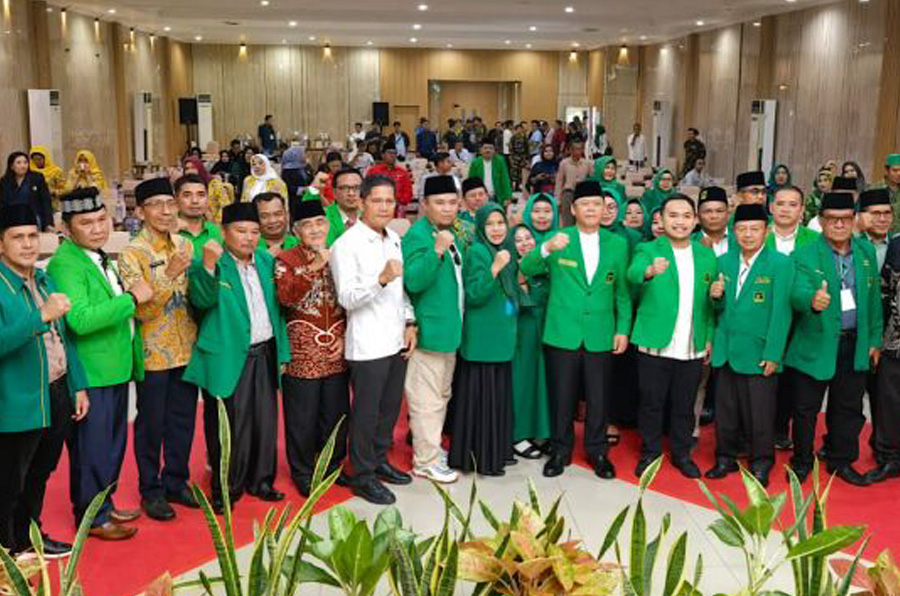 PPP Kota Bengkulu Terima SK Kepengurusan Definitif, Mulai Persiapkan Konsolidasi Menuju Pemilu 2029 PPP Kota Bengkulu Terima SK Kepengurusan Definitif, Mulai Persiapkan Konsolidasi Menuju Pemilu 2029