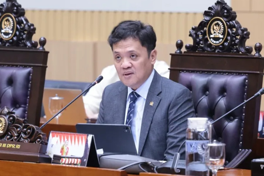 Komisi III DPR Dorong Pembentukan Tim Baru untuk Tangani Kasus Febrie Adriansyah Komisi III DPR Dorong Pembentukan Tim Baru untuk Tangani Kasus Febrie Adriansyah