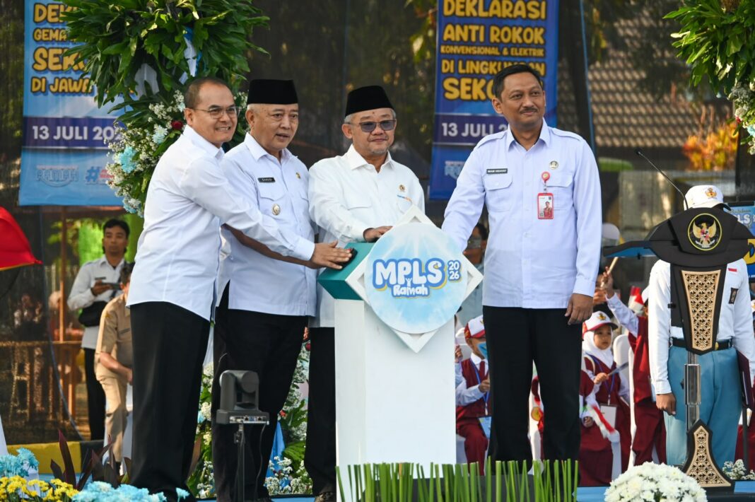 Kemendikdasmen Atur Penggunaan Gawai di Sekolah Kemendikdasmen Atur Penggunaan Gawai di Sekolah