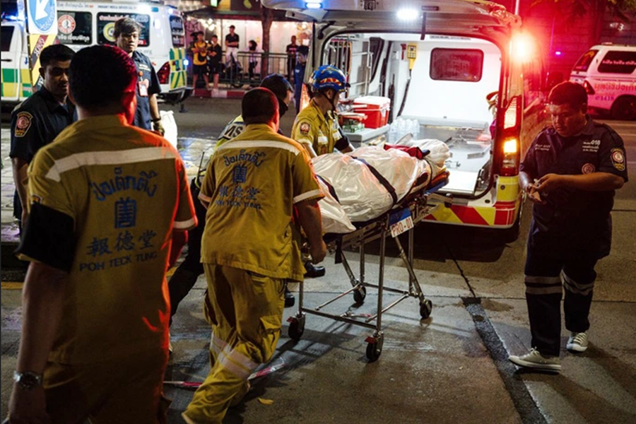 Korban Tewas Kebakaran Bar di Bangkok Meningkat Menjadi 30 Orang Korban Tewas Kebakaran Bar di Bangkok Meningkat Menjadi 30 Orang