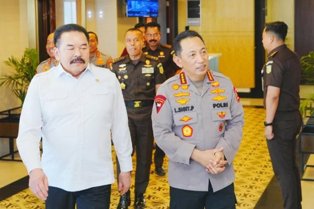 Kejagung Bentuk Tim Khusus Beranggotakan 9 Jaksa untuk Menangani Perkara Febrie Adriansyah Kejagung Bentuk Tim Khusus Beranggotakan 9 Jaksa untuk Menangani Perkara Febrie Adriansyah