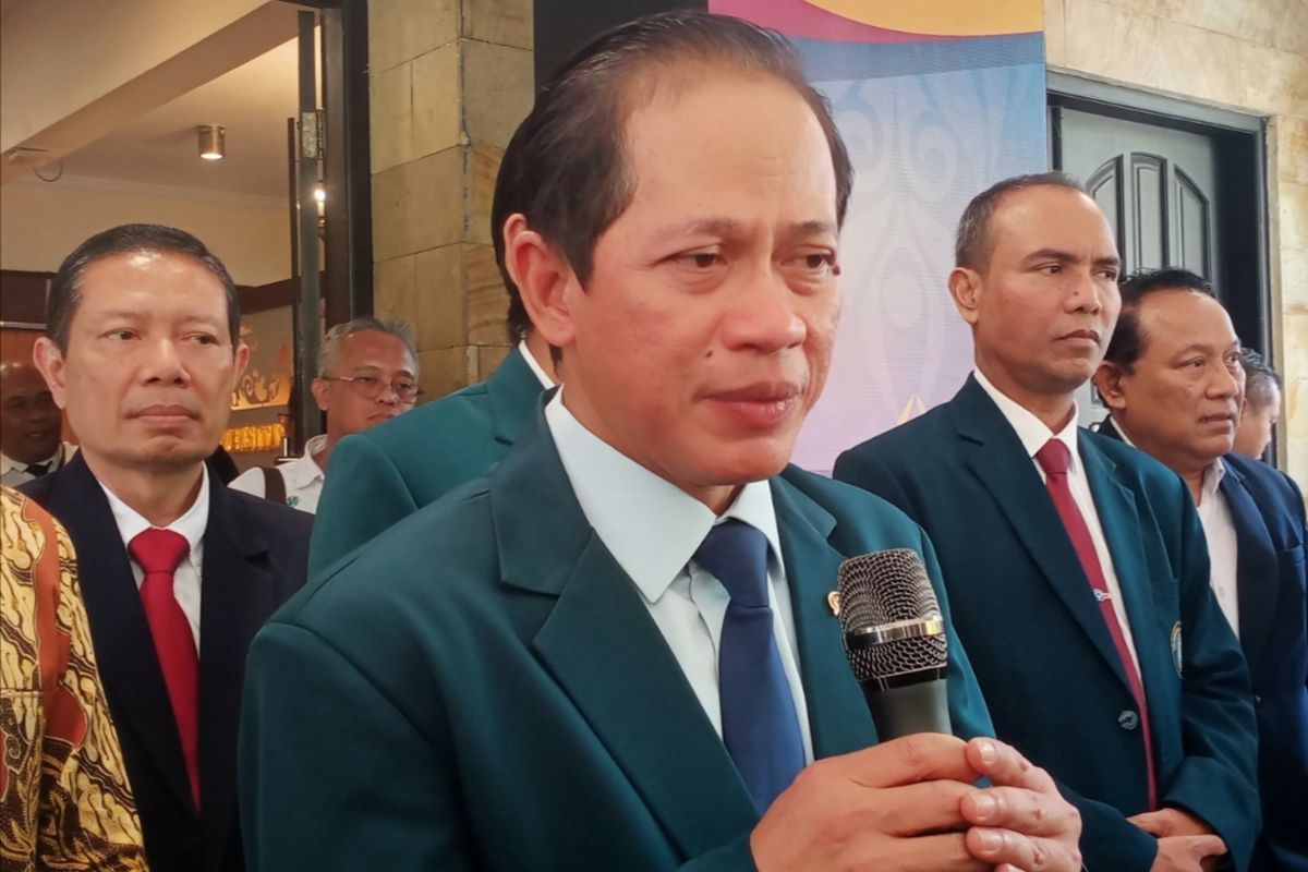 Menteri Lingkungan Hidup Ajak Mahasiswa Jadi Pelopor Pemulihan Lingkungan di UMT Menteri Lingkungan Hidup Ajak Mahasiswa Jadi Pelopor Pemulihan Lingkungan di UMT