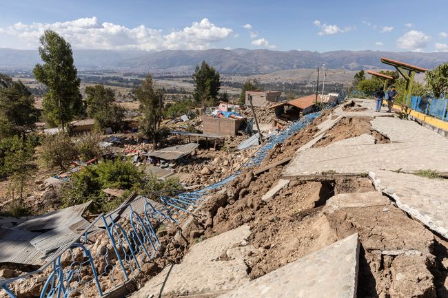 Dua Gempa Guncang Wilayah Pegunungan Peru, Enam Orang Meninggal dan Puluhan Terluka Dua Gempa Guncang Wilayah Pegunungan Peru, Enam Orang Meninggal dan Puluhan Terluka