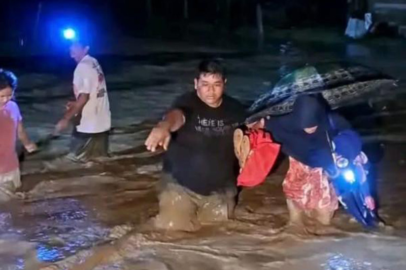 Banjir Rendam Desa Cane Toa di Gayo Lues, Sejumlah Warga Sempat Dievakuasi Banjir Rendam Desa Cane Toa di Gayo Lues, Sejumlah Warga Sempat Dievakuasi