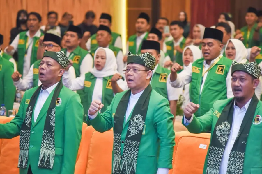 Mardiono Minta Kader PPP di Jatim Perkuat Peran DPRD untuk Kawal Kepentingan Masyarakat Mardiono Minta Kader PPP di Jatim Perkuat Peran DPRD untuk Kawal Kepentingan Masyarakat