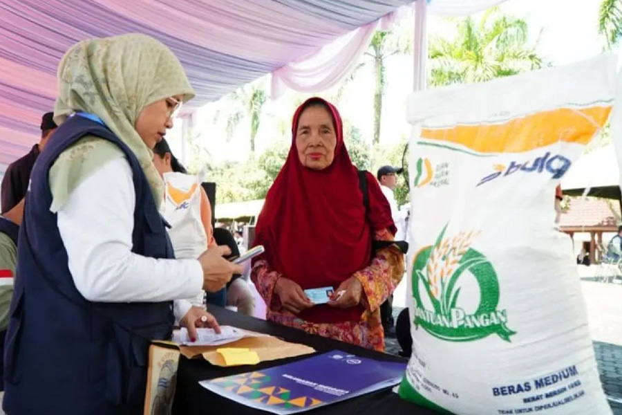 Bantuan Beras untuk 33,2 Juta Penerima Mulai Disalurkan 17 Agustus Bantuan Beras untuk 33,2 Juta Penerima Mulai Disalurkan 17 Agustus