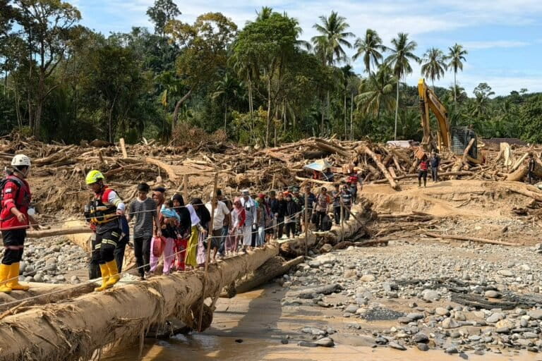 Banjir Besar Sumatera Berdampak Lebih dari 2 Juta Warga, Pemulihan Diperkirakan Memakan Waktu Panjang Banjir Besar Sumatera Berdampak Lebih dari 2 Juta Warga, Pemulihan Diperkirakan Memakan Waktu Panjang