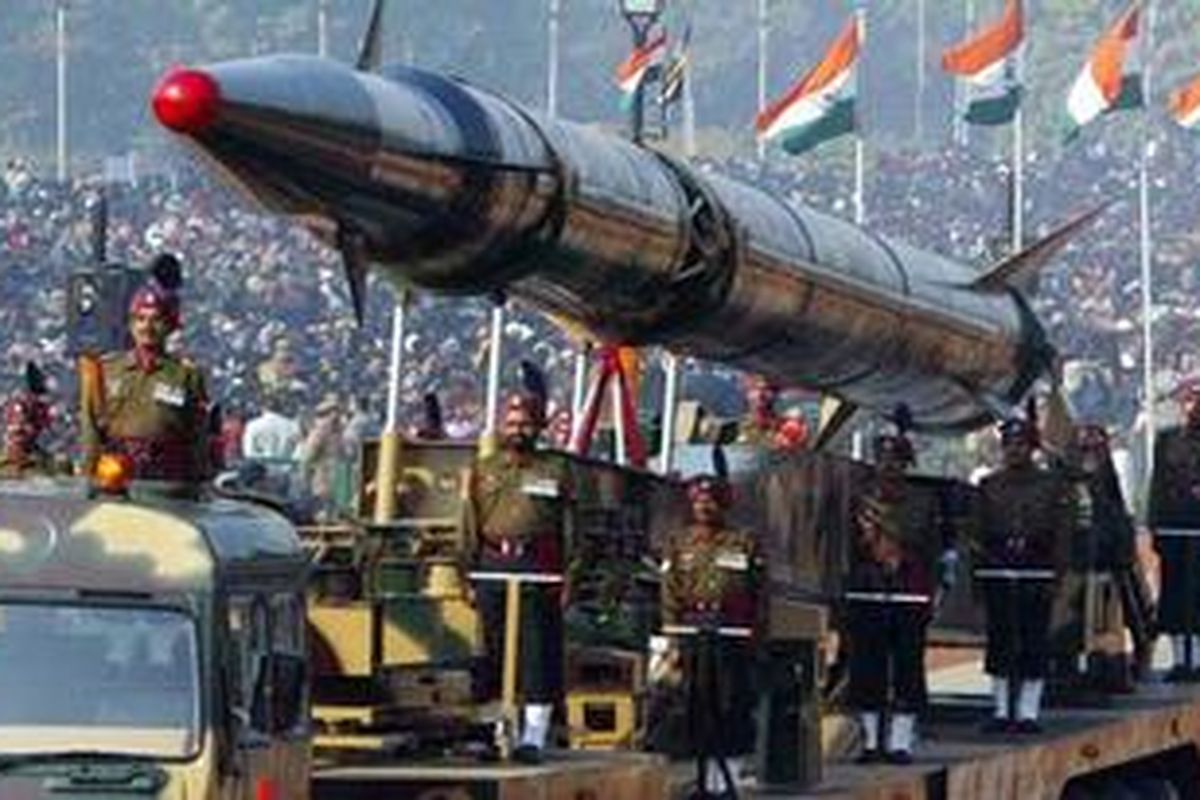 India Rampungkan Uji Rudal Agni-4, Jangkauan Disebut Capai 4.000 Kilometer India Rampungkan Uji Rudal Agni-4, Jangkauan Disebut Capai 4.000 Kilometer
