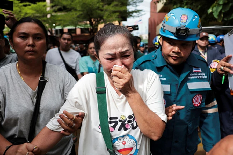 Penembakan di Sekolah Thailand Tewaskan 8 Orang, Pelaku Juga Bunuh Kakek-Nenek Penembakan di Sekolah Thailand Tewaskan 8 Orang, Pelaku Juga Bunuh Kakek-Nenek