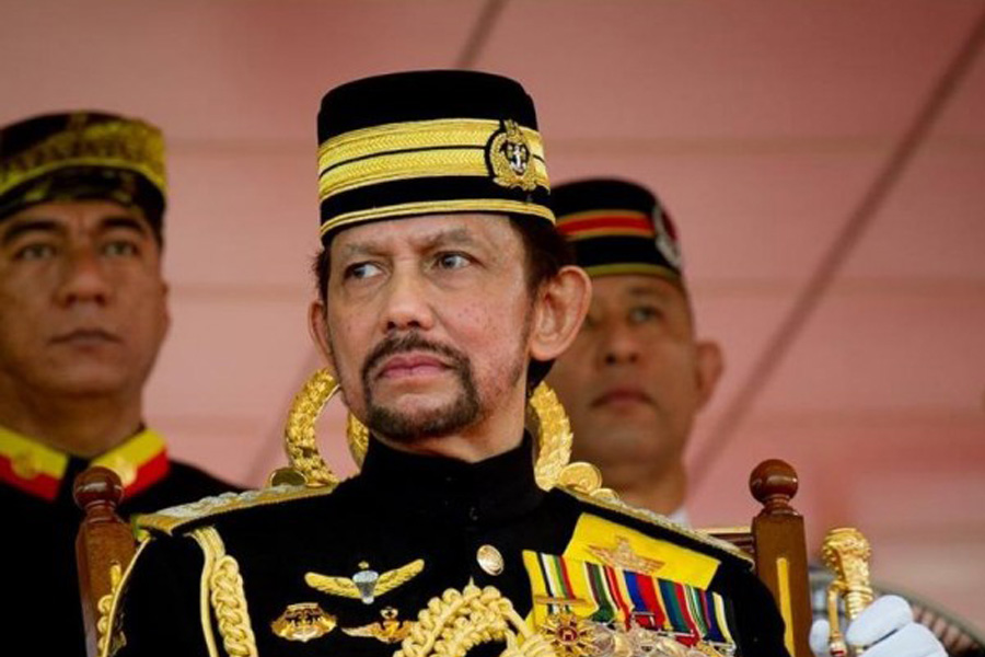 Sultan Brunei Copot Gelar Menantu, Disebut Langgar Etika Keluarga Kerajaan Sultan Brunei Copot Gelar Menantu, Disebut Langgar Etika Keluarga Kerajaan