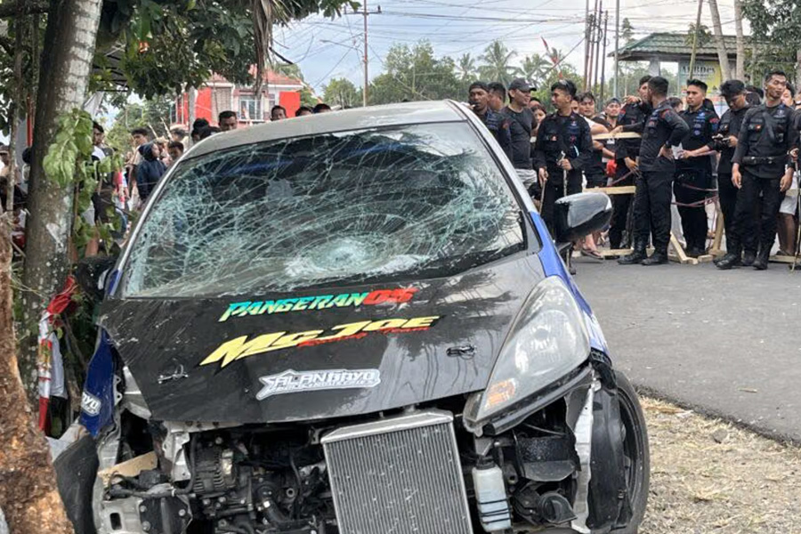 Drag Race di Kotamobagu Berujung Maut, 8 Penonton Tewas Drag Race di Kotamobagu Berujung Maut, 8 Penonton Tewas