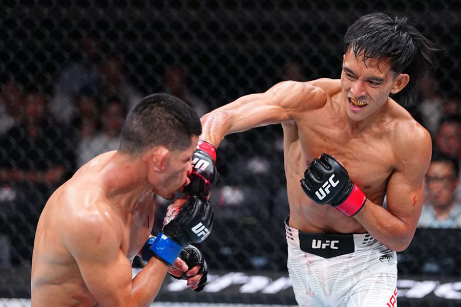 Debut di UFC, Bilal Hasan Tumbangkan Petarung Peru dengan KO