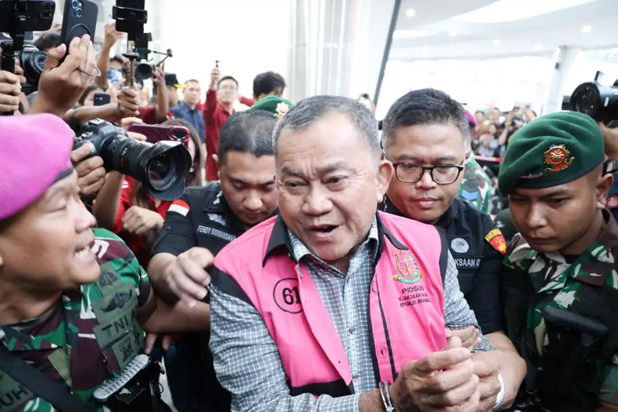 Kejagung Klaim Temukan MoU 500 Dapur SPPG yang Ditandatangani Lodewyk Pusung Kejagung Klaim Temukan MoU 500 Dapur SPPG yang Ditandatangani Lodewyk Pusung