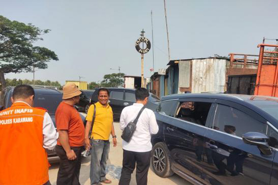Uang Perusahaan Rp1,3 Miliar Dirampok di Cikampek, Pelaku Diduga Ikuti Korban dari Bank Uang Perusahaan Rp1,3 Miliar Dirampok di Cikampek, Pelaku Diduga Ikuti Korban dari Bank