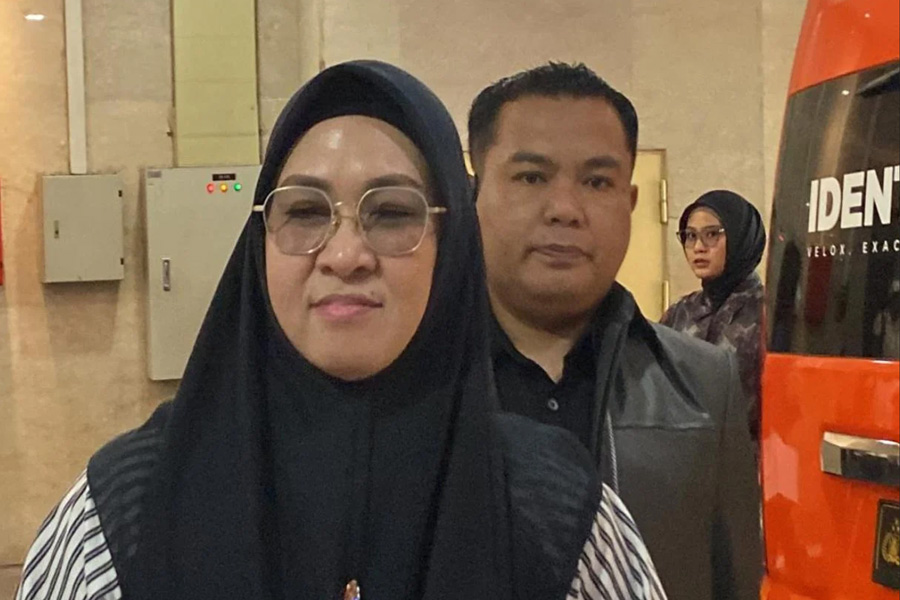 Enam Jam Diperiksa, Bupati Gowa Dicecar 26 Pertanyaan soal Dugaan Korupsi dan TPPU Enam Jam Diperiksa, Bupati Gowa Dicecar 26 Pertanyaan soal Dugaan Korupsi dan TPPU