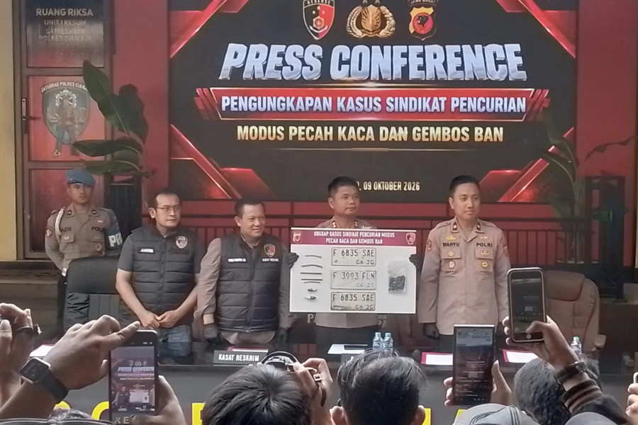 Curi Barang Senilai Rp4,1 Miliar dengan Modus Pecah Kaca dan Gembos Ban, Dua Pelaku Dibekuk