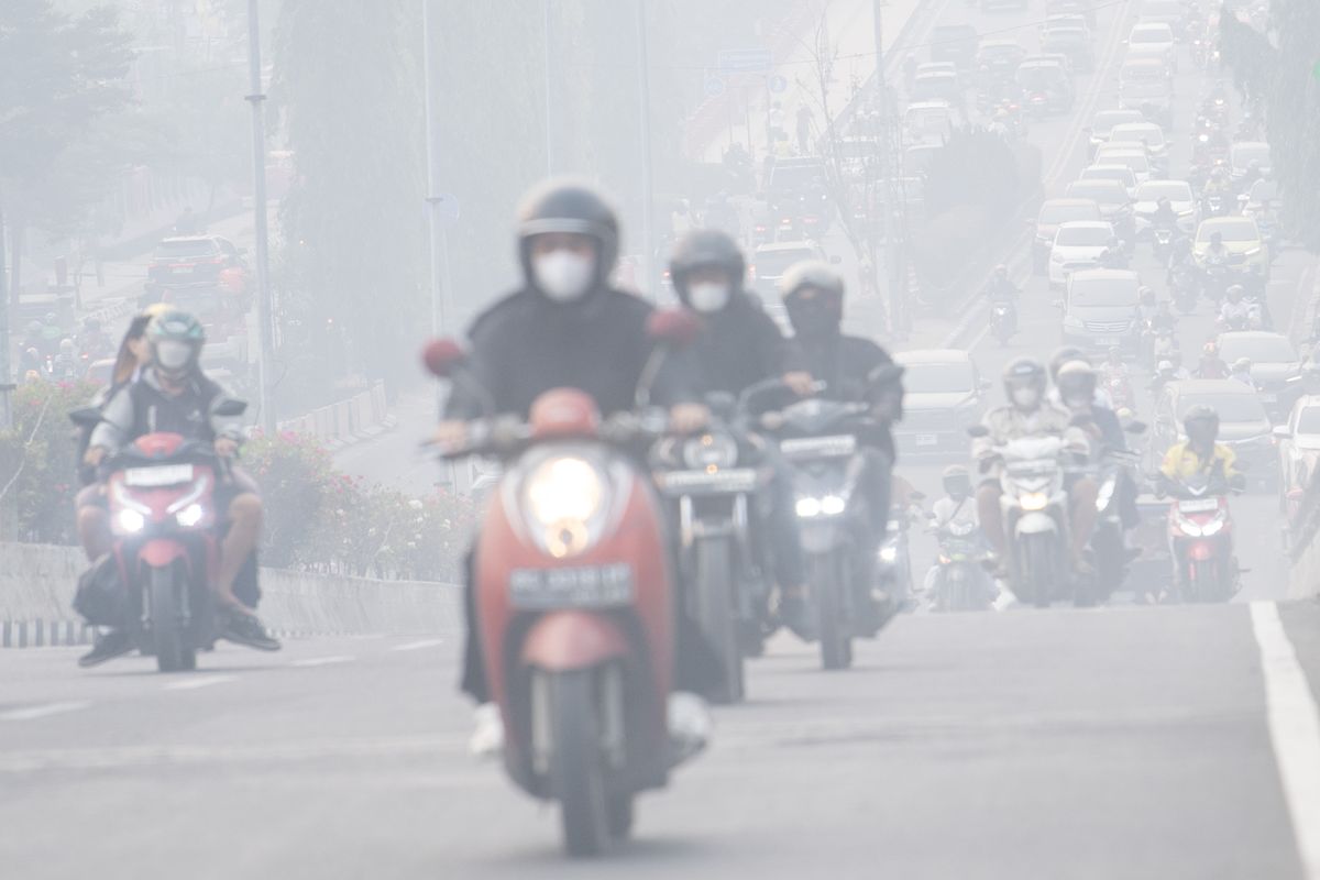 Kemenkes Minta Warga Waspada Asap Karhutla, Kenali Risiko Gangguan Kesehatan Kemenkes Minta Warga Waspada Asap Karhutla, Kenali Risiko Gangguan Kesehatan
