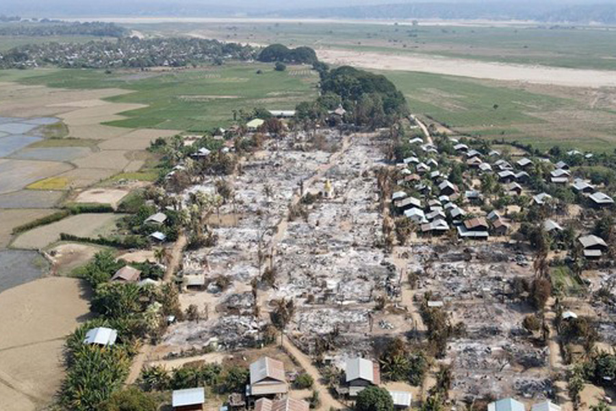 Serangan Udara di Myanmar Tewaskan 11 Warga Sipil, Anak-anak Jadi Korban Serangan Udara di Myanmar Tewaskan 11 Warga Sipil, Anak-anak Jadi Korban