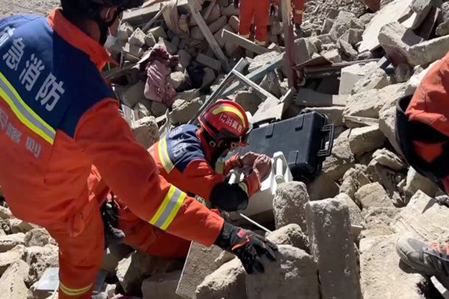 Gempa M 7,0 Guncang Tibet, 16 Orang Tewas dan 32 Terluka Gempa M 7,0 Guncang Tibet, 16 Orang Tewas dan 32 Terluka