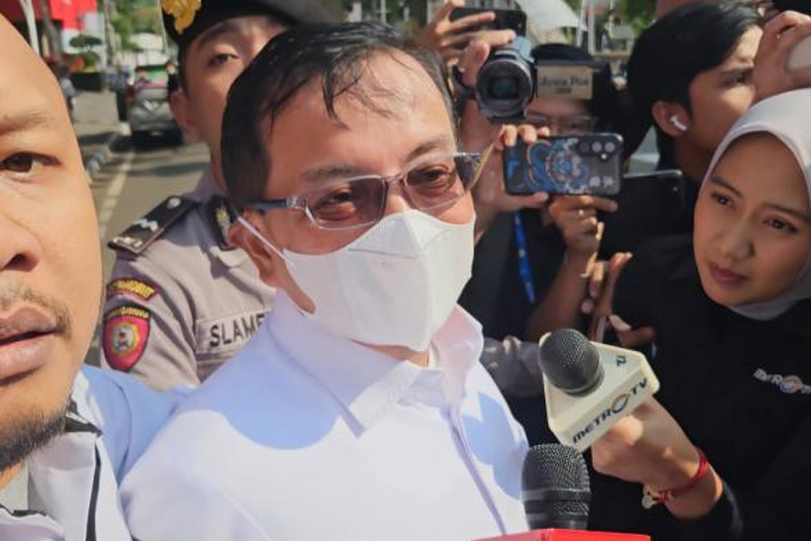 KPK Periksa Sestama BNPB Rustian dalam Kasus Dugaan Korupsi Dana Bencana KPK Periksa Sestama BNPB Rustian dalam Kasus Dugaan Korupsi Dana Bencana