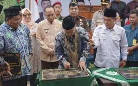 Mendikdasmen Resmikan Revitalisasi SMP Taruna Sains Muhammadiyah Koba