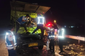 Tiga Orang Tewas dalam Kecelakaan Hino Boks dan Truk di Tol Sergai