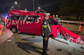 Kecelakaan Maut di Tol Jombang-Mojokerto, Empat Penumpang Hiace Tewas