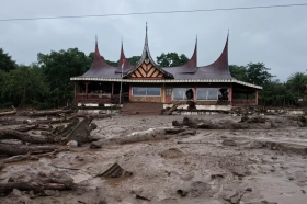 Galodo Terjang Kompleks Perkantoran Pemkab Solok, Jalur Padang-Solok Lumpuh