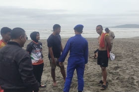 Dua Pelajar Sukabumi Terseret Arus di Pantai Istiqomah, Satu Masih Dicari