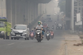Kabut Asap Karhutla Selimuti Palembang, Jarak Pandang Tinggal 20 Meter