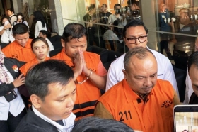 KPK Tetapkan Lima Tersangka Kasus Dugaan Korupsi di BNPB, Penahanan Resmi Dilakukan