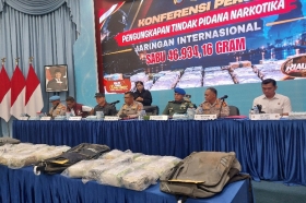 Polda Riau Ungkap Jaringan Narkoba Internasional, 46,93 Kg Sabu Disita